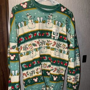 Disney | WDW sweatshirt, Christmas edition size M